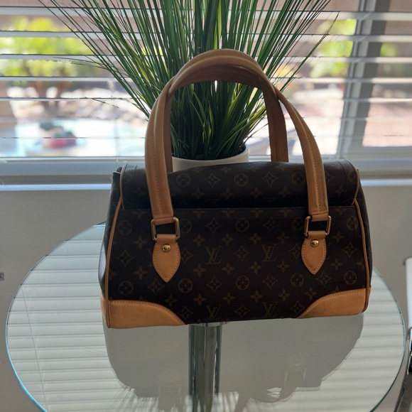 💎✨Authentic 💎✨Louis Vuitton Monogram Canvas Beverly GM - Picture 3 of 6